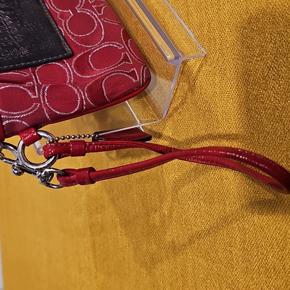 Coach POPPY Red and Silver Vintage Wristlet EUC - Picture 6 of 12
